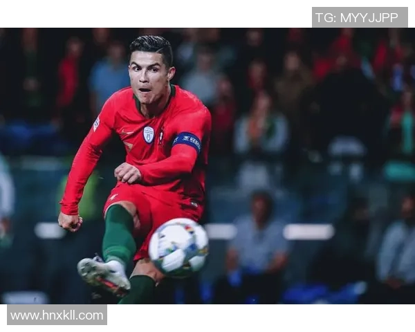 足球巨星如何挥金如土 探秘顶级球员的奢华消费生活